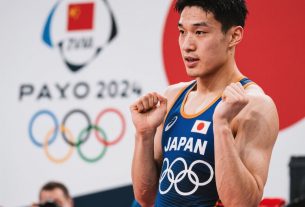 パリ・オリンピック2024で活躍する日本選手たちのイラスト、金メダルや競技シーンを象徴的に描写。